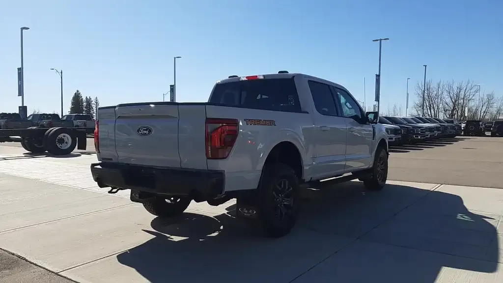 Ford F-150 2026 photo 2