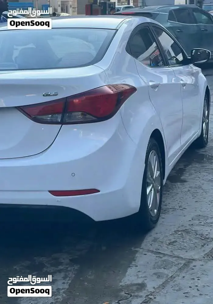 Hyundai Elantra 2012 photo 2