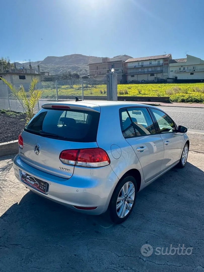 Volkswagen Golf 2011 photo 4