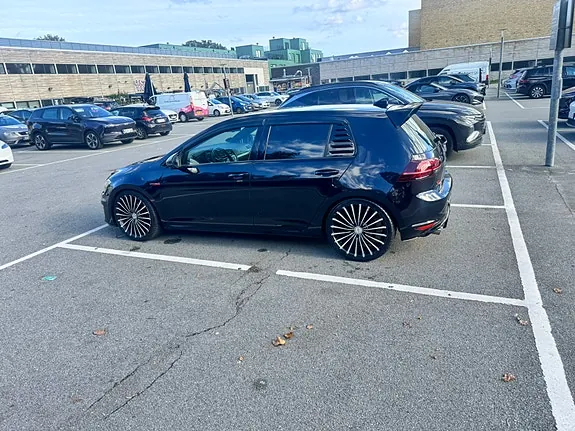 Volkswagen Golf V 2014 photo 2