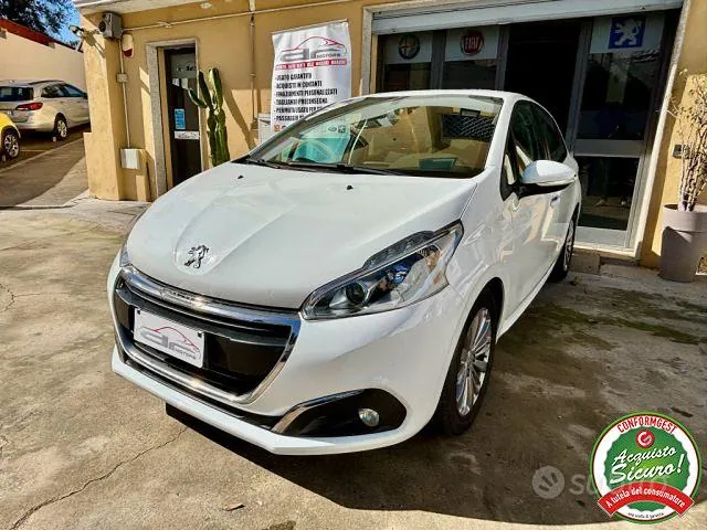 Peugeot 208 2019 photo 5