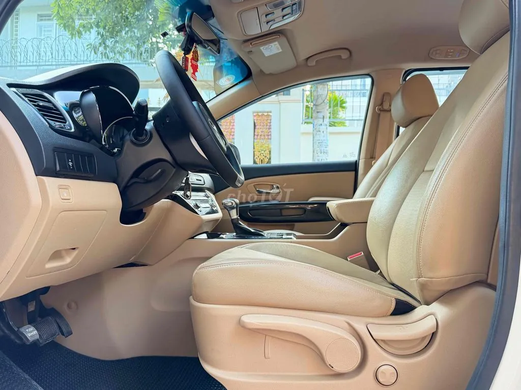 Kia Sedona 2018 photo 4