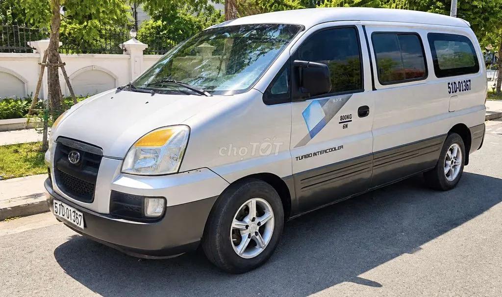 Hyundai Starex 2005 photo 2