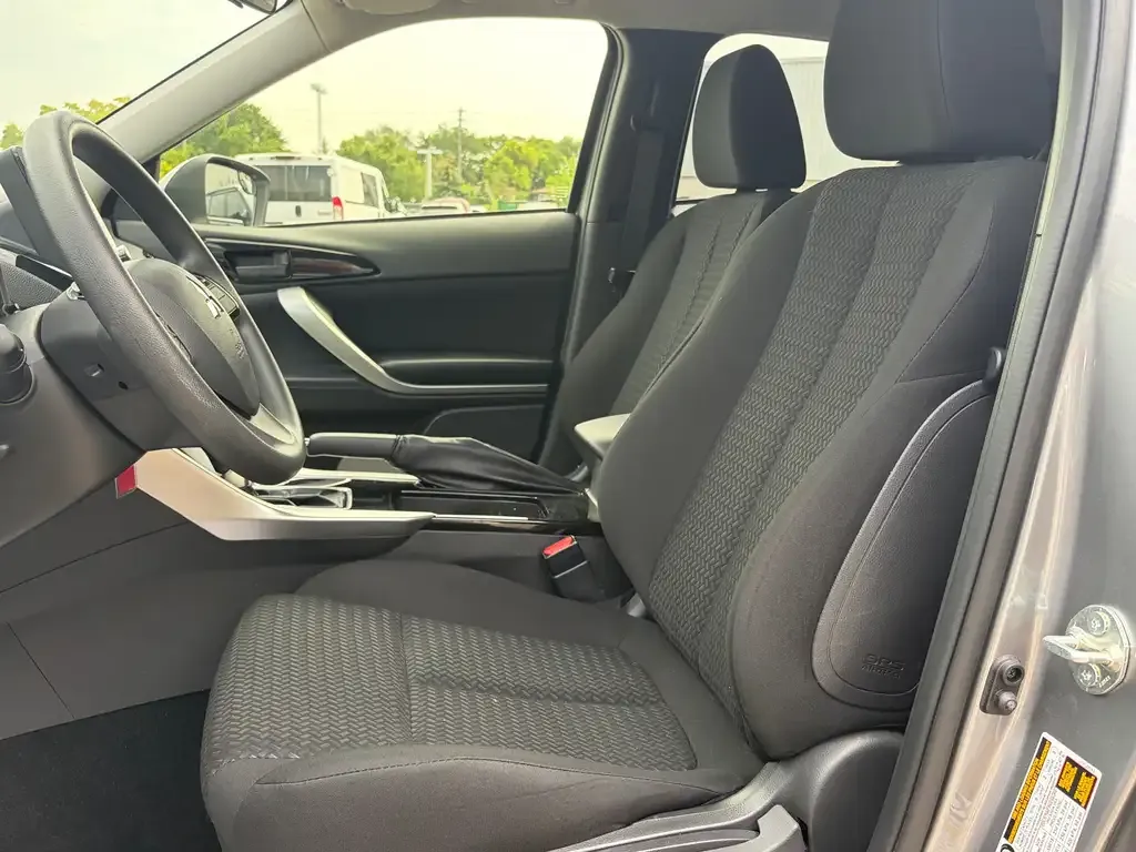 Mitsubishi Eclipse Cross 2024 photo 3