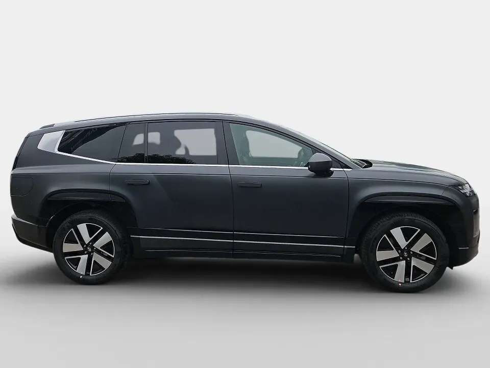 Hyundai Ioniq 9 photo 3