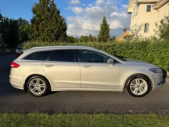 Ford Mondeo 2018 photo 3