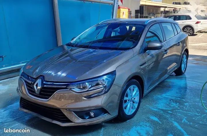 Renault Megane 2017 photo 3