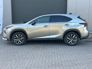 Lexus Nx300H 2016 photo 2