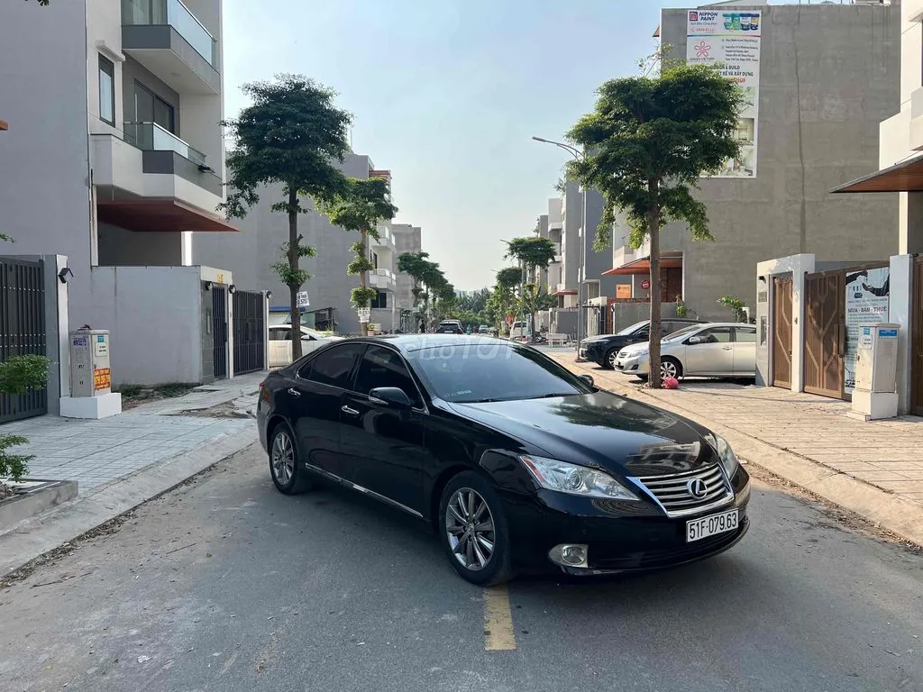 Lexus Es 2010 photo 2