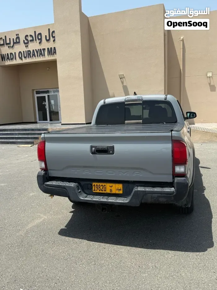 Toyota Tacoma 2019 photo 2
