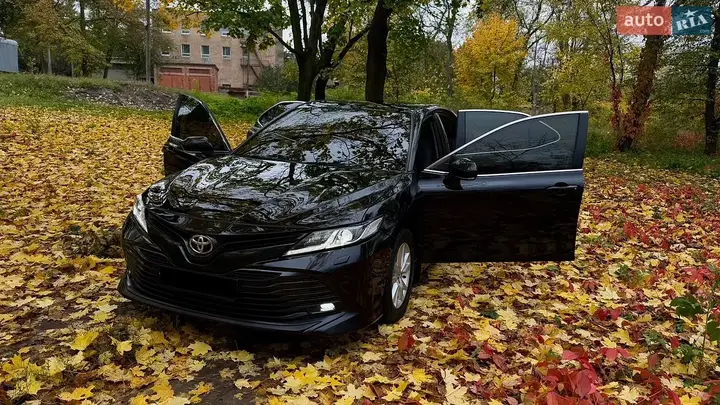 Toyota Camry 2018 photo 5