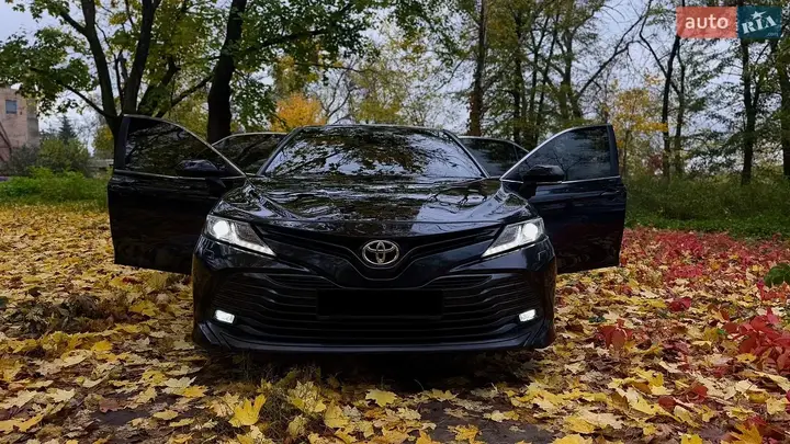 Toyota Camry 2018 photo 4
