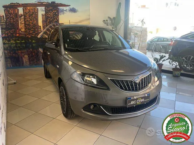 Lancia Ypsilon 2022 photo 3