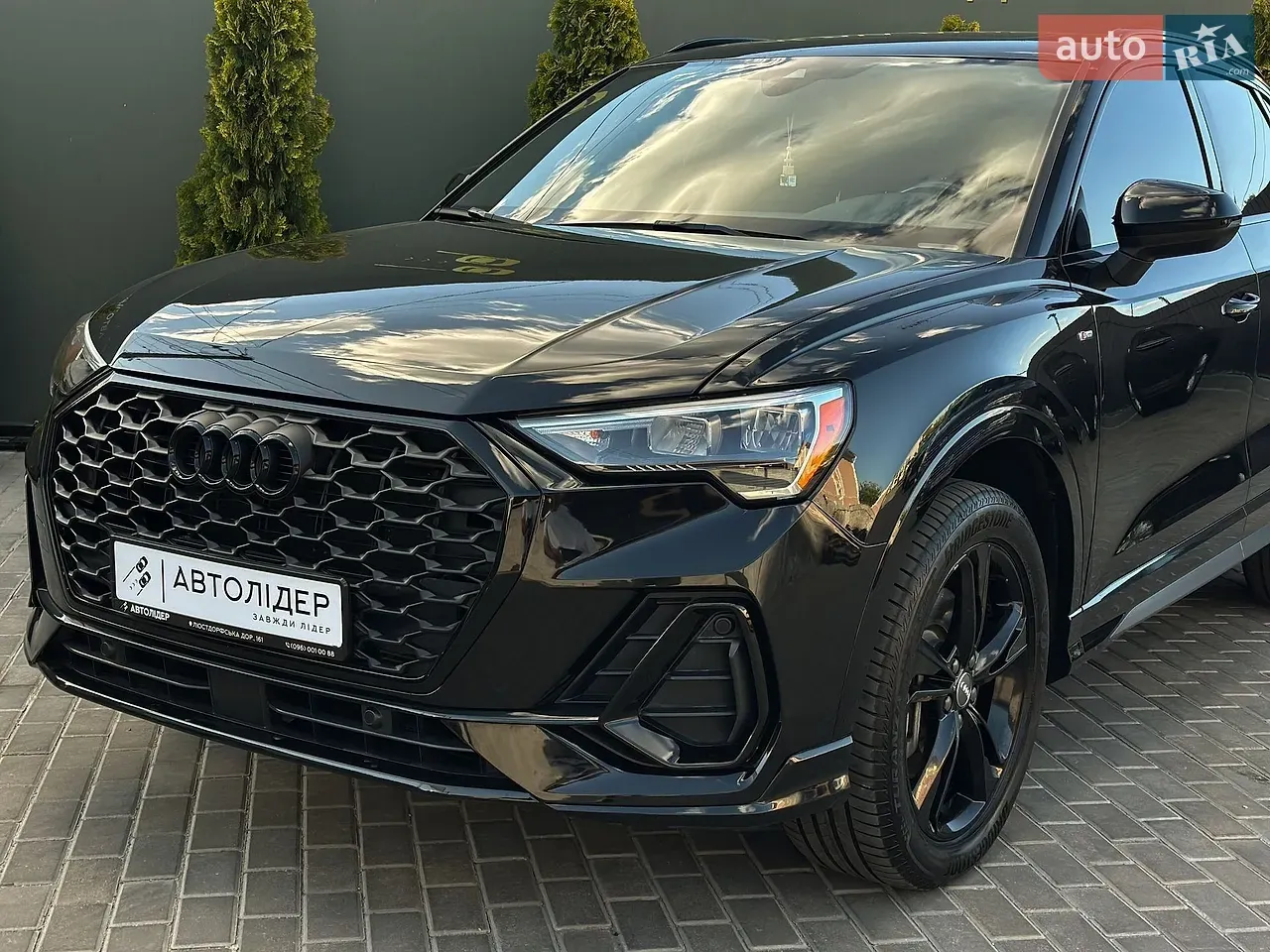 Audi Q3 2019 photo 4