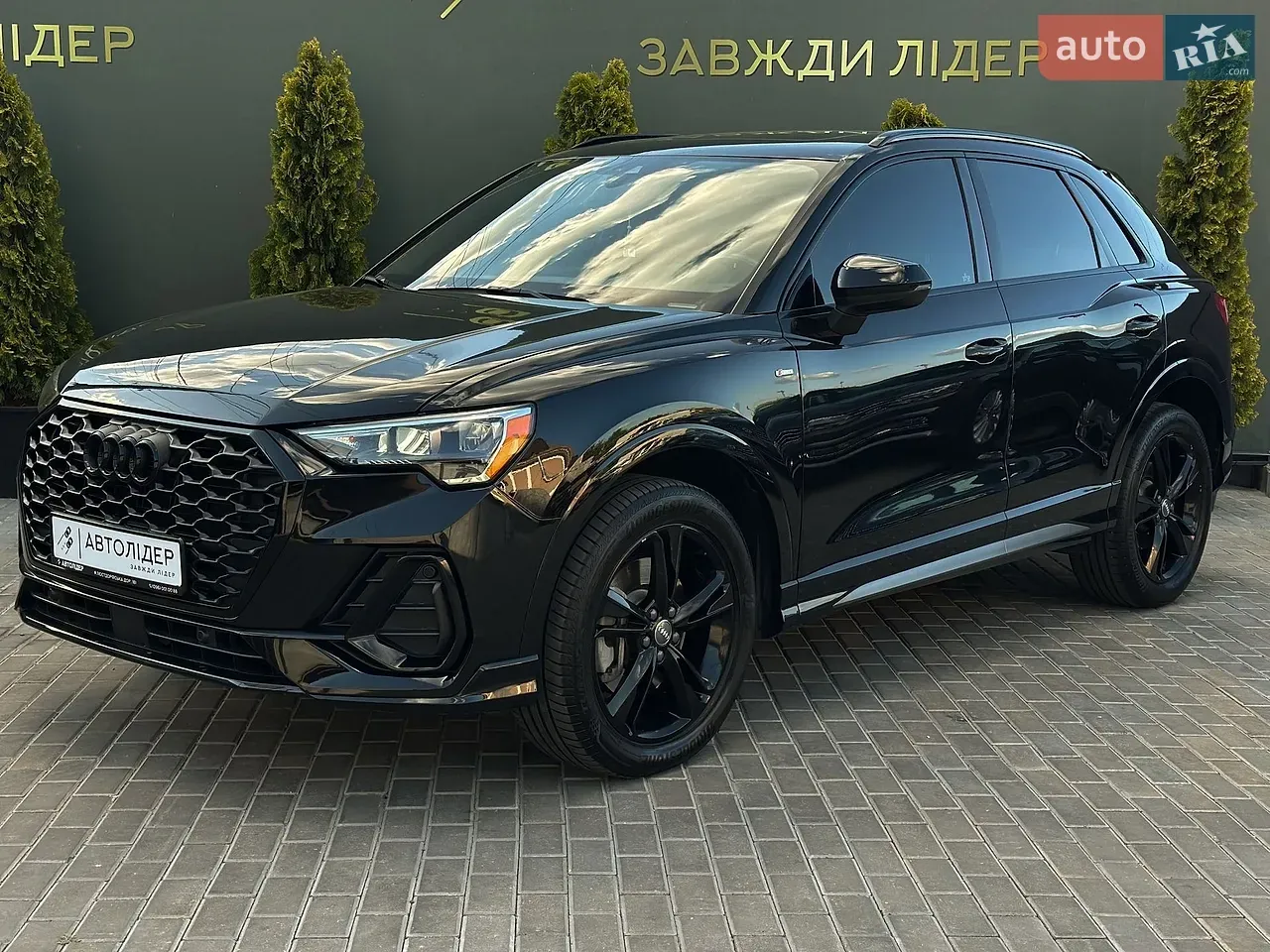 Audi Q3 2019 photo 5