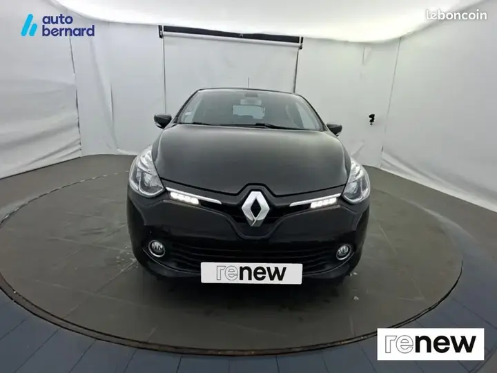 Renault Clio 2015 photo 2