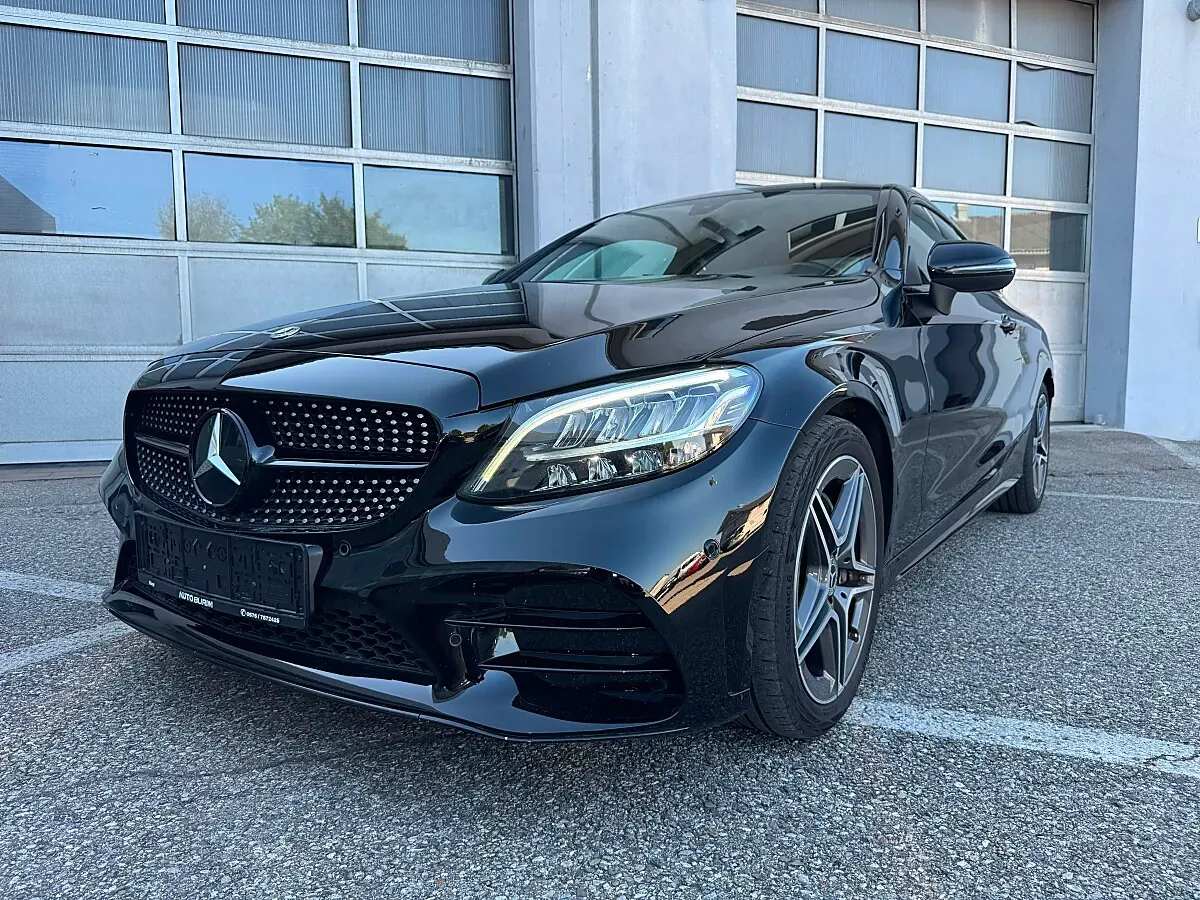 Mercedes-Benz C-Class 2019 photo 2