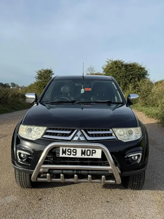 Mitsubishi L200 2015 photo 3