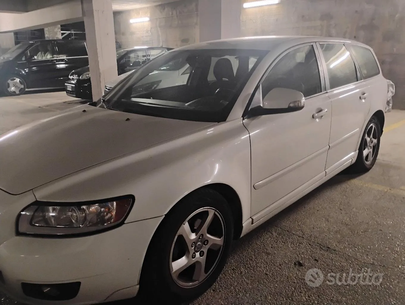 Volvo V50 2012 photo 3