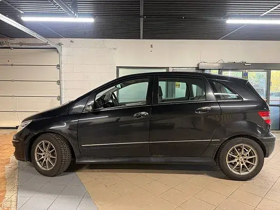 Mercedes-Benz B 200 D 2007 photo 2