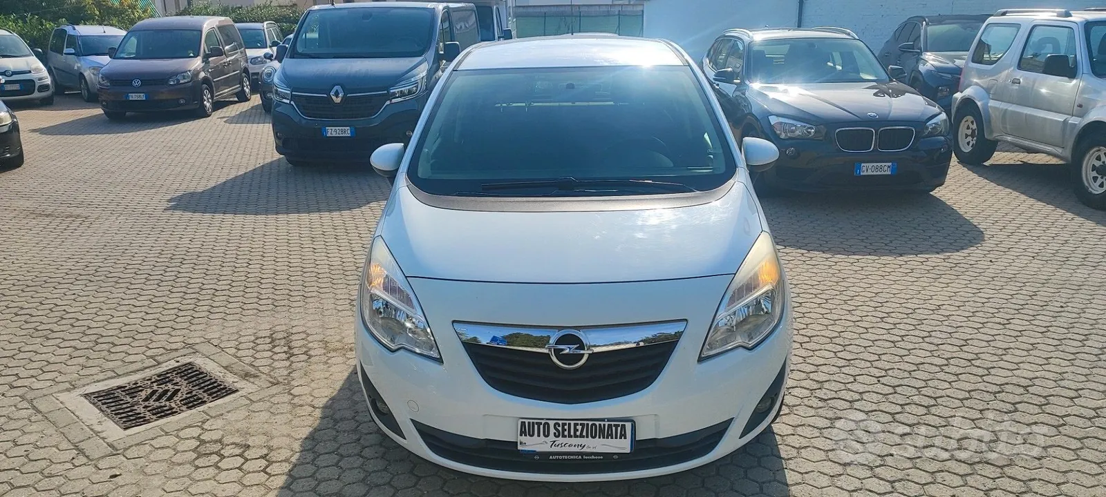 Opel Meriva 2013 photo 2
