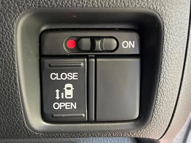 Honda N-Box 2016 photo 4