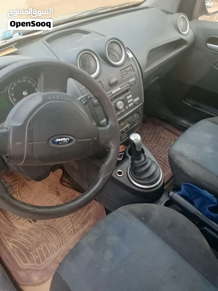 Ford Fiesta 2006 photo 4