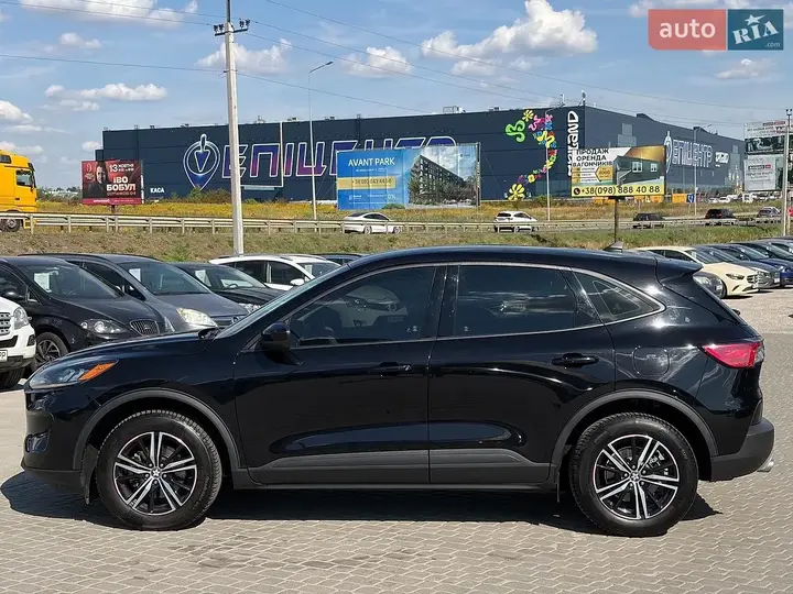 Ford Escape 2021 photo 3
