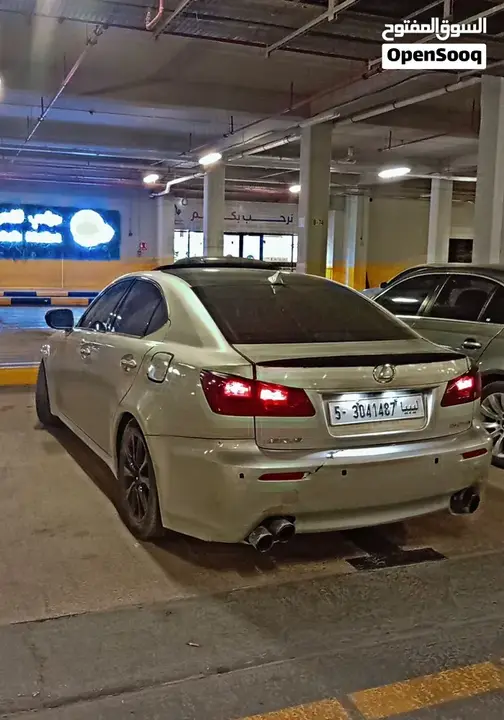 Lexus Is 250 2010 photo 4