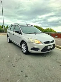 Ford Focus 2009 photo 2