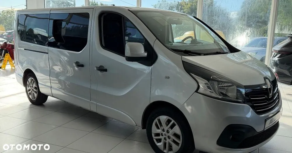 Renault Trafic 2018 photo 2