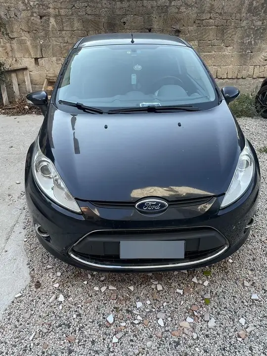 Ford Fiesta 2011 photo 3
