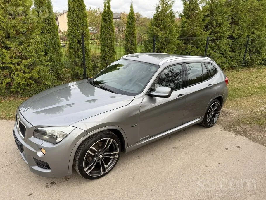 BMW X1 2012 photo 3
