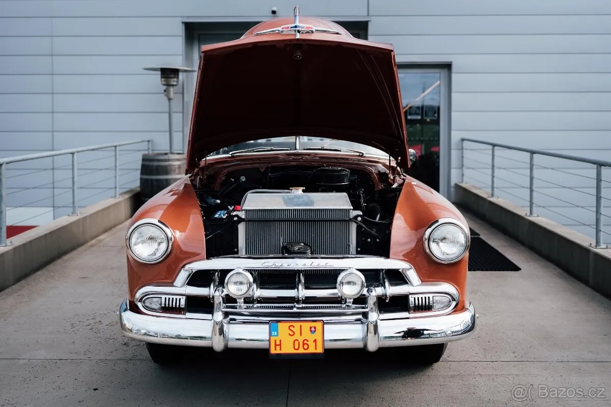 Chevrolet Styleline Deluxe 1952 photo 5