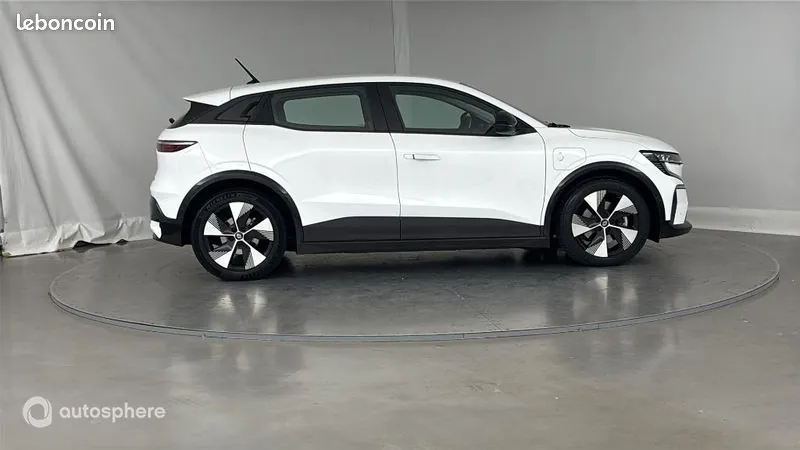 Renault Megane 2023 photo 4