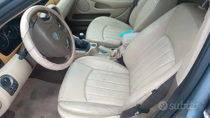 Jaguar X-Type 2003 photo 3
