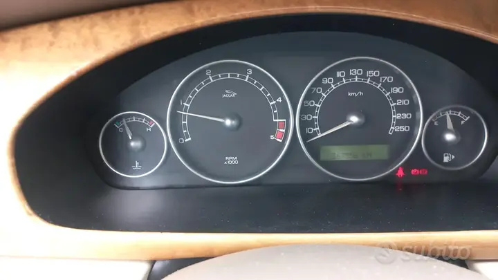 Jaguar X-Type 2003 photo 2