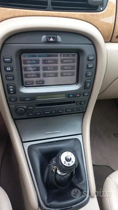 Jaguar X-Type