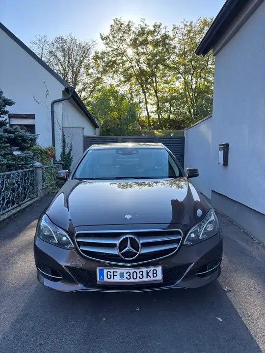 Mercedes-Benz E-Class 2014 photo 2