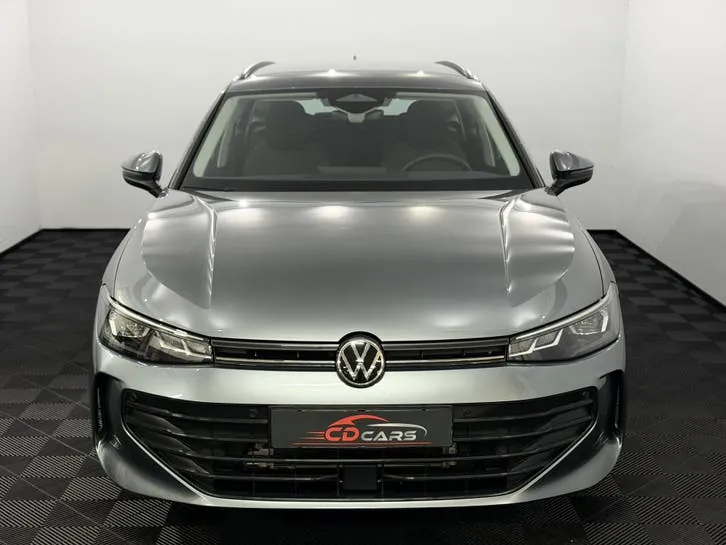 Volkswagen Passat 2025 photo 2