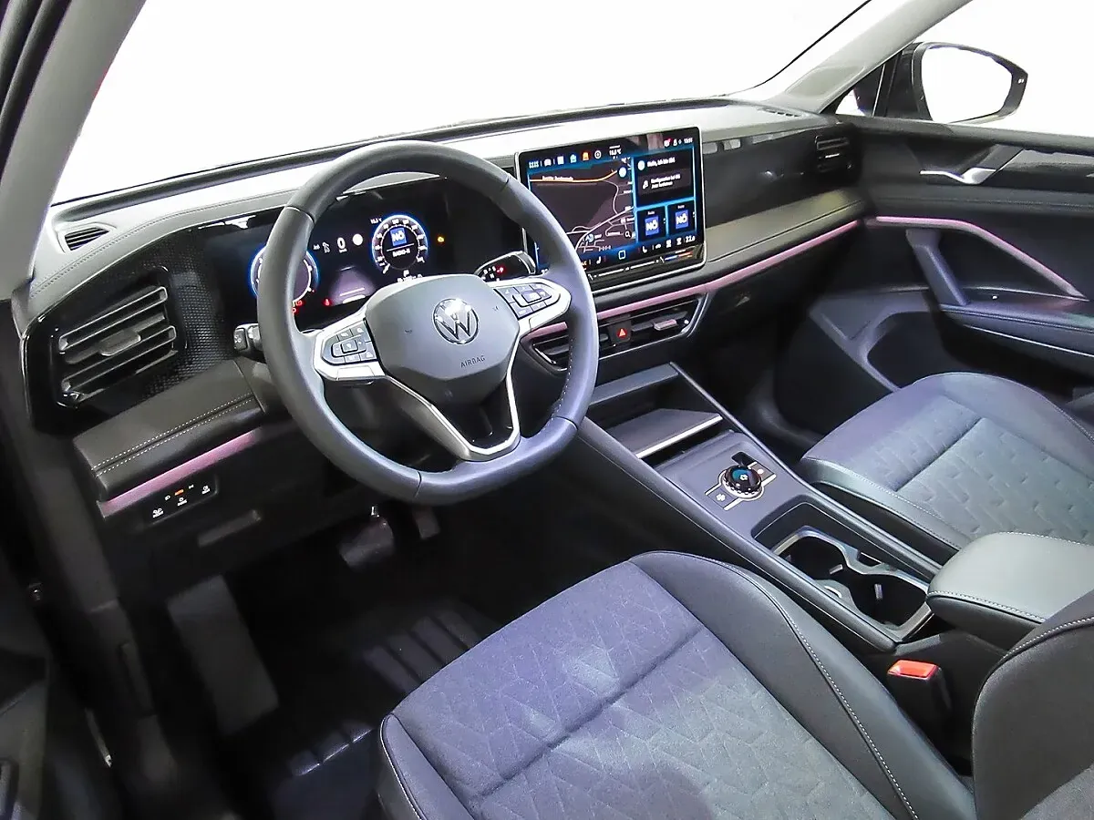 Volkswagen Tiguan 2025 photo 3