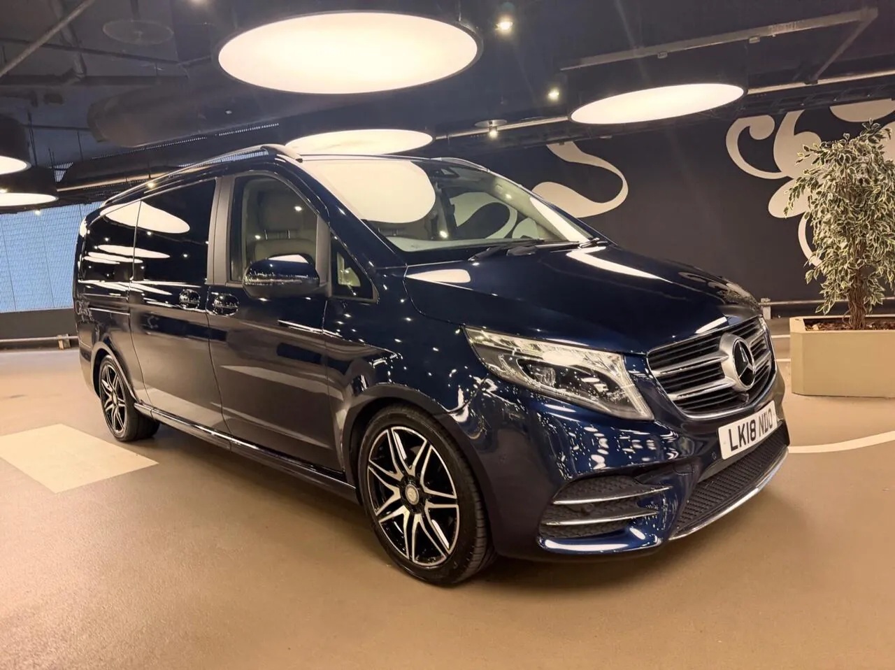 Mercedes-Benz V-Class