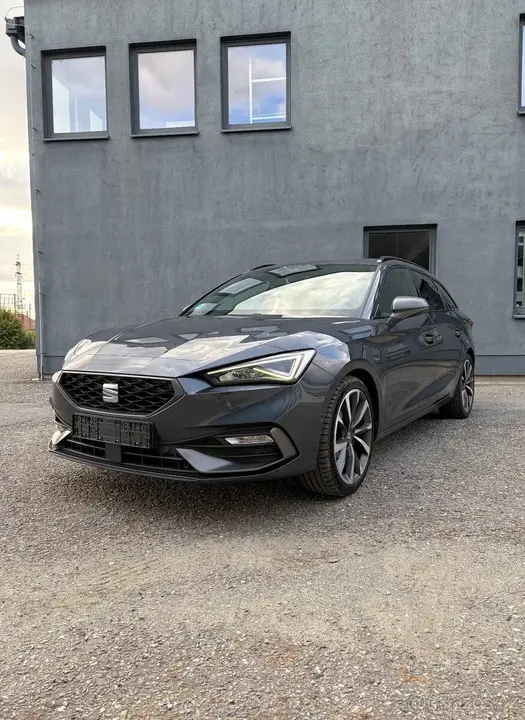 Seat Leon 2022 photo 2