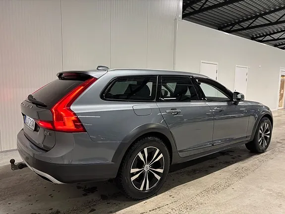 Volvo V90 Cross Country 2019 photo 3