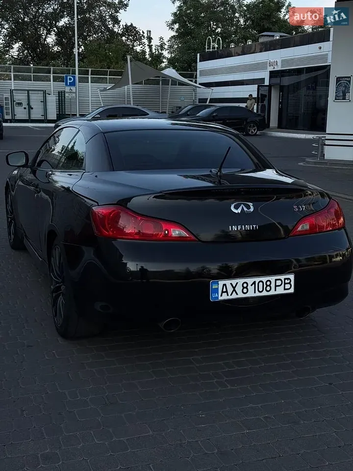 Infiniti G37 2011 photo 5