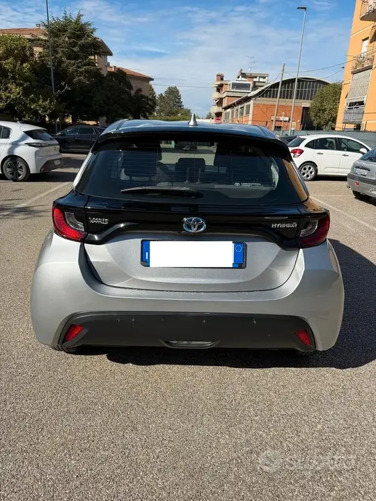 Toyota Yaris 2022 photo 3
