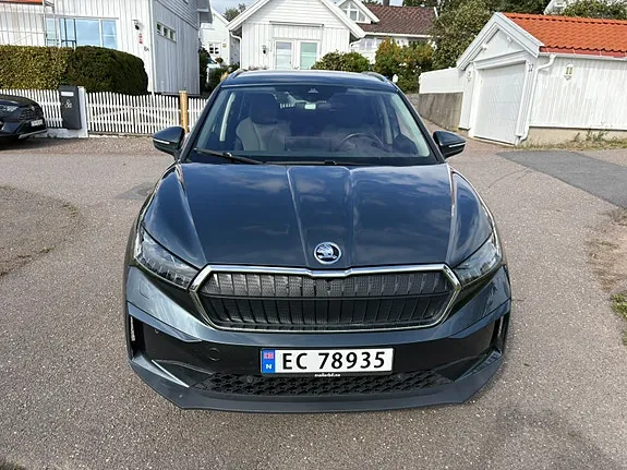 Skoda Enyaq 2022 photo 4