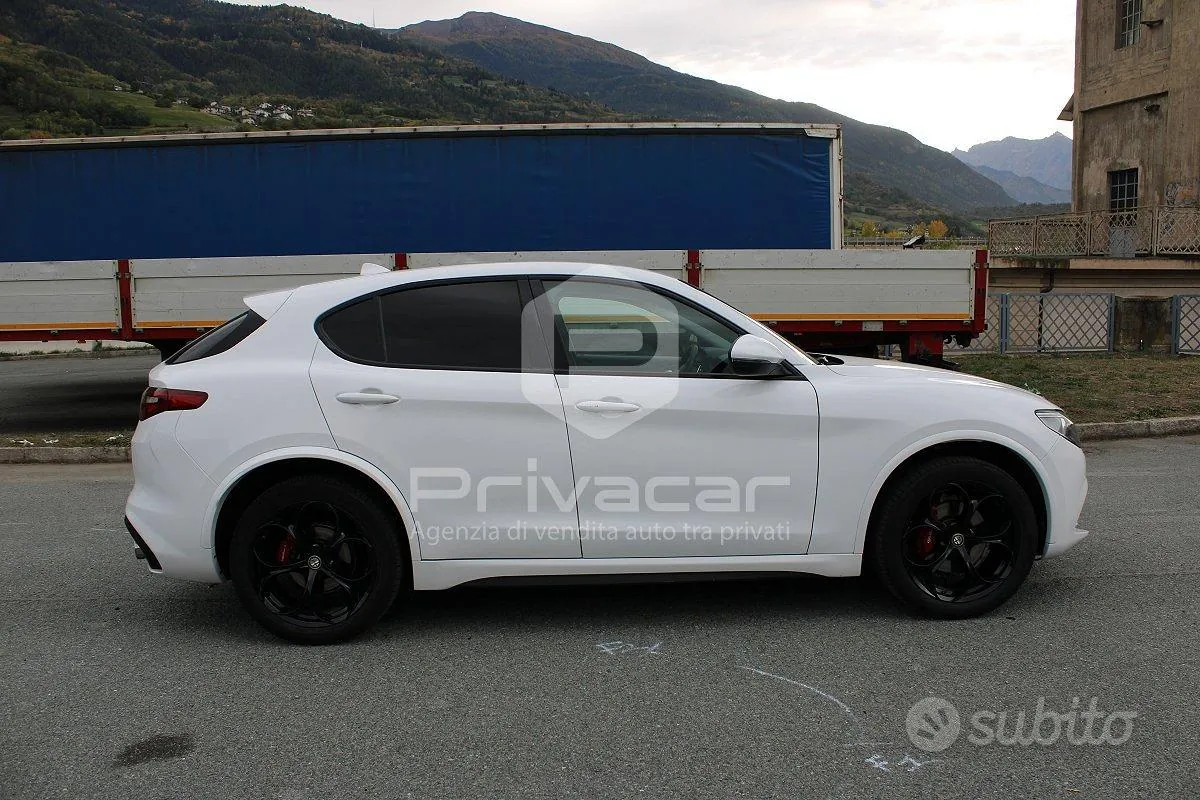 Alfa Romeo Stelvio 2018 photo 4