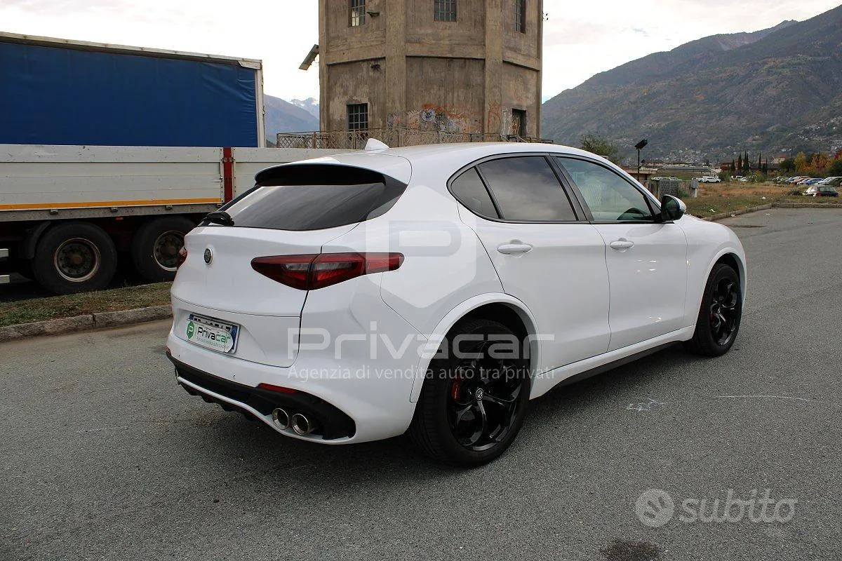 Alfa Romeo Stelvio 2018 photo 5