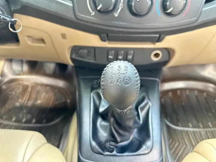 Toyota Fortuner 2014 photo 3